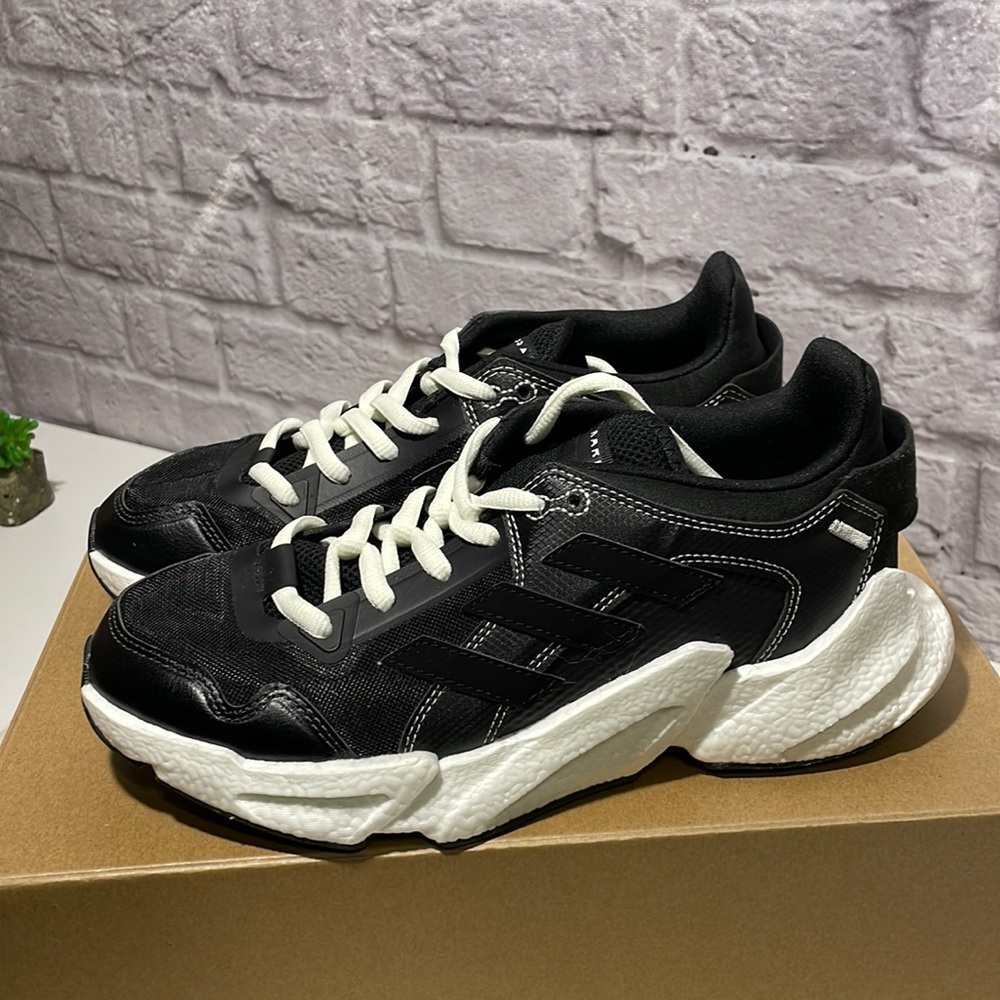 karlie kloss adidas X9000